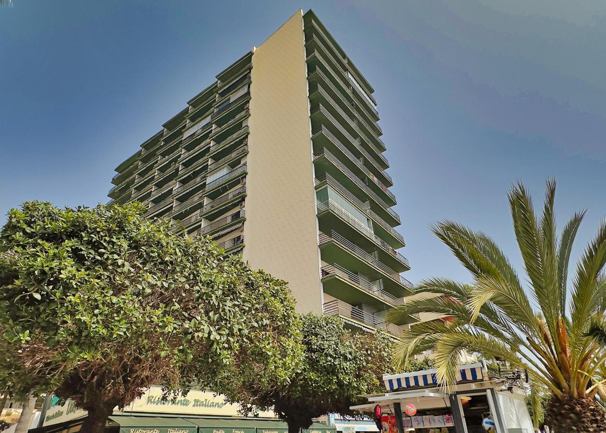 Mediterraneo 508. Fantastic Studio On The Beachfront With Sea Views. マルベーリャ エクステリア 写真