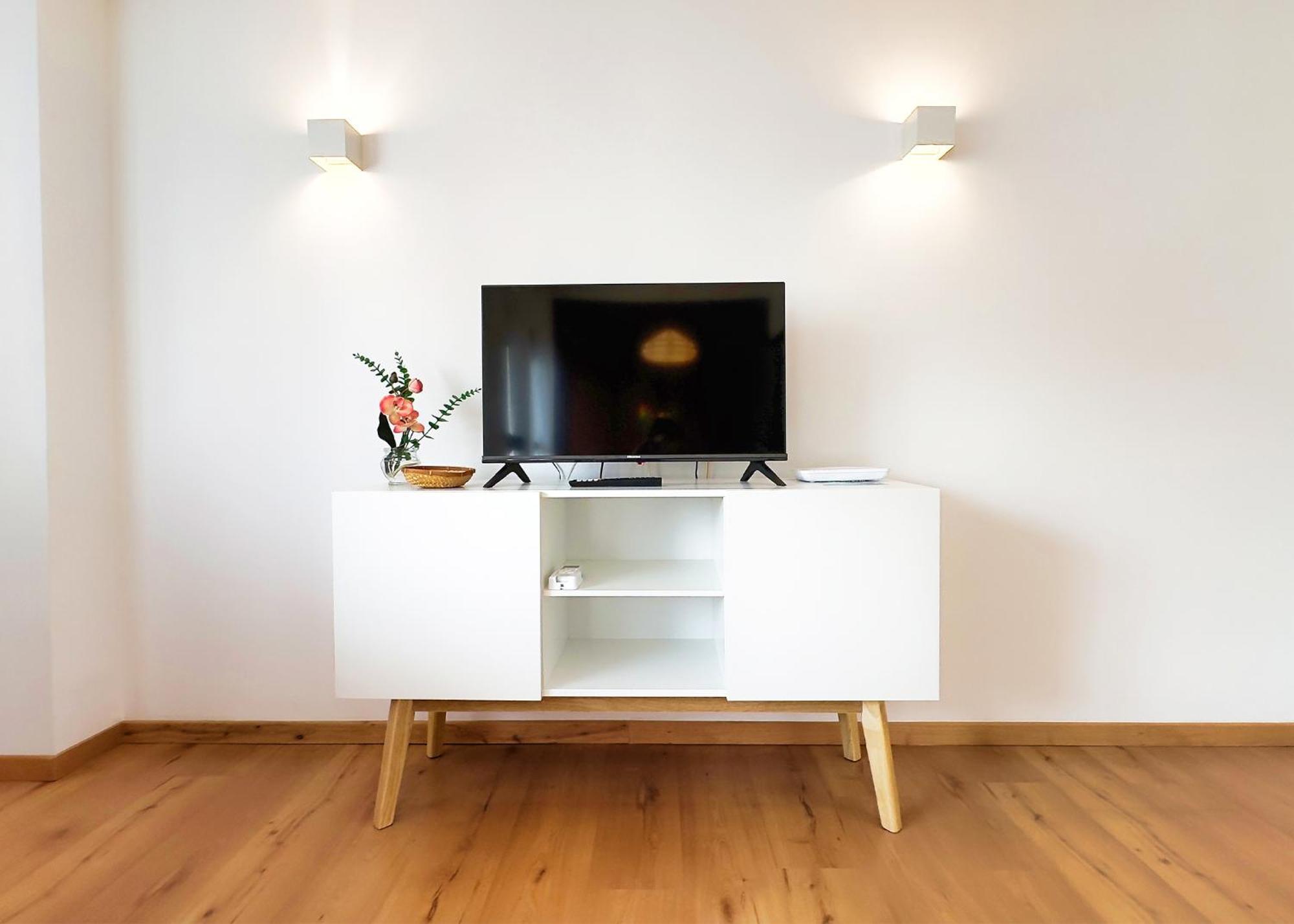 Mediterraneo 508. Fantastic Studio On The Beachfront With Sea Views. マルベーリャ エクステリア 写真